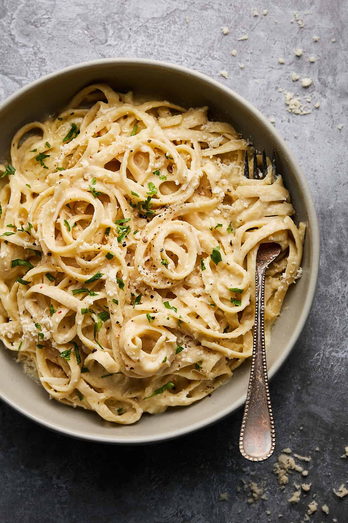bowl of cooked pasta with sauce