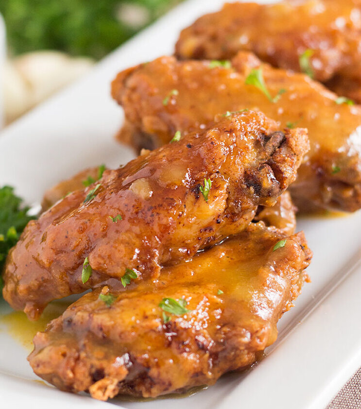 wings on white plate 