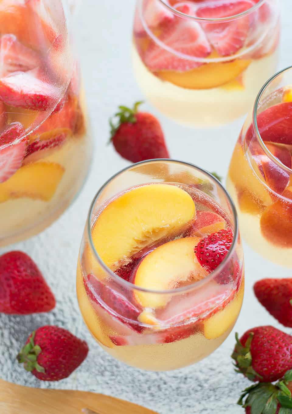 Sparkling Peach White Sangria Recipe