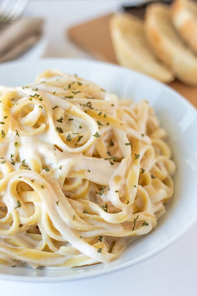 A delicious and easy creamy Havarti cheese pasta sauce that takes little time to make. 