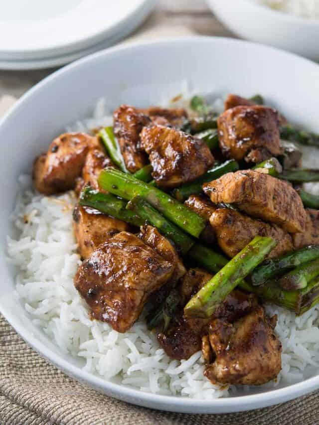 Black Pepper Chicken and Asparagus Stir Fry