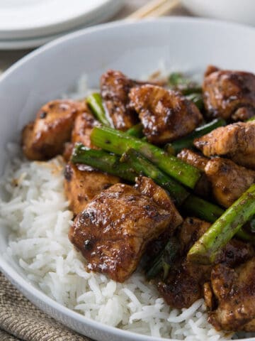 Black Pepper Chicken and Asparagus Stir Fry over rice