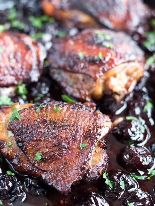 How to Make Roasted Black Cherry Balsamic Chicken