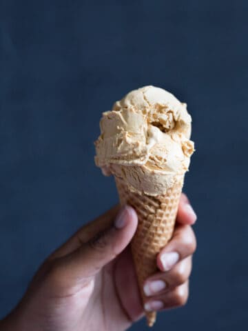 cropped-dulce-de-leche-ice-cream-cone-5_.jpg